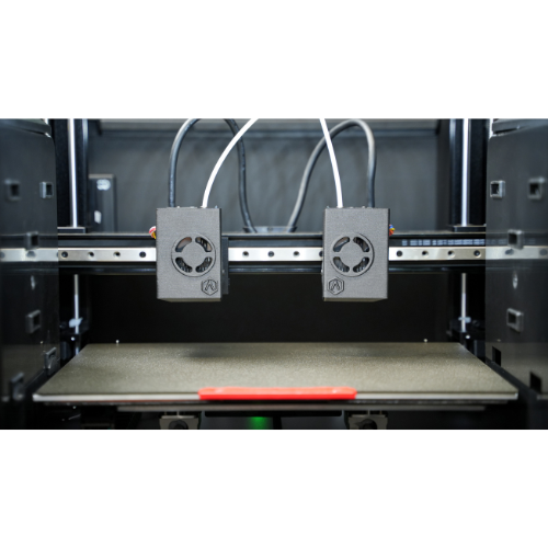 Binnenzijde Raise3D E3 met IDEX systeem en dubbele extruders